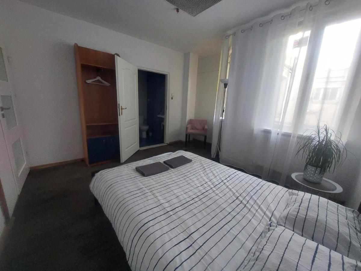 Centrum Lwowska Warschau Buitenkant foto